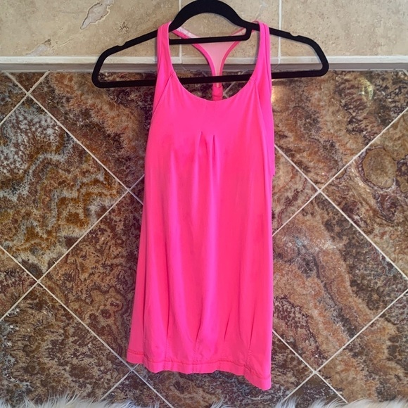 Lululemon Practice Freely Tank Size 4
Heathered Paris Pink / Paris Pink - Picture 1 of 16